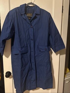 Classic Eddie Bauer Women's Navy Blue Lightweight Coat